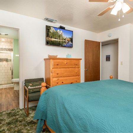 Cedar Mountain Lodge Оукхърст Екстериор снимка
